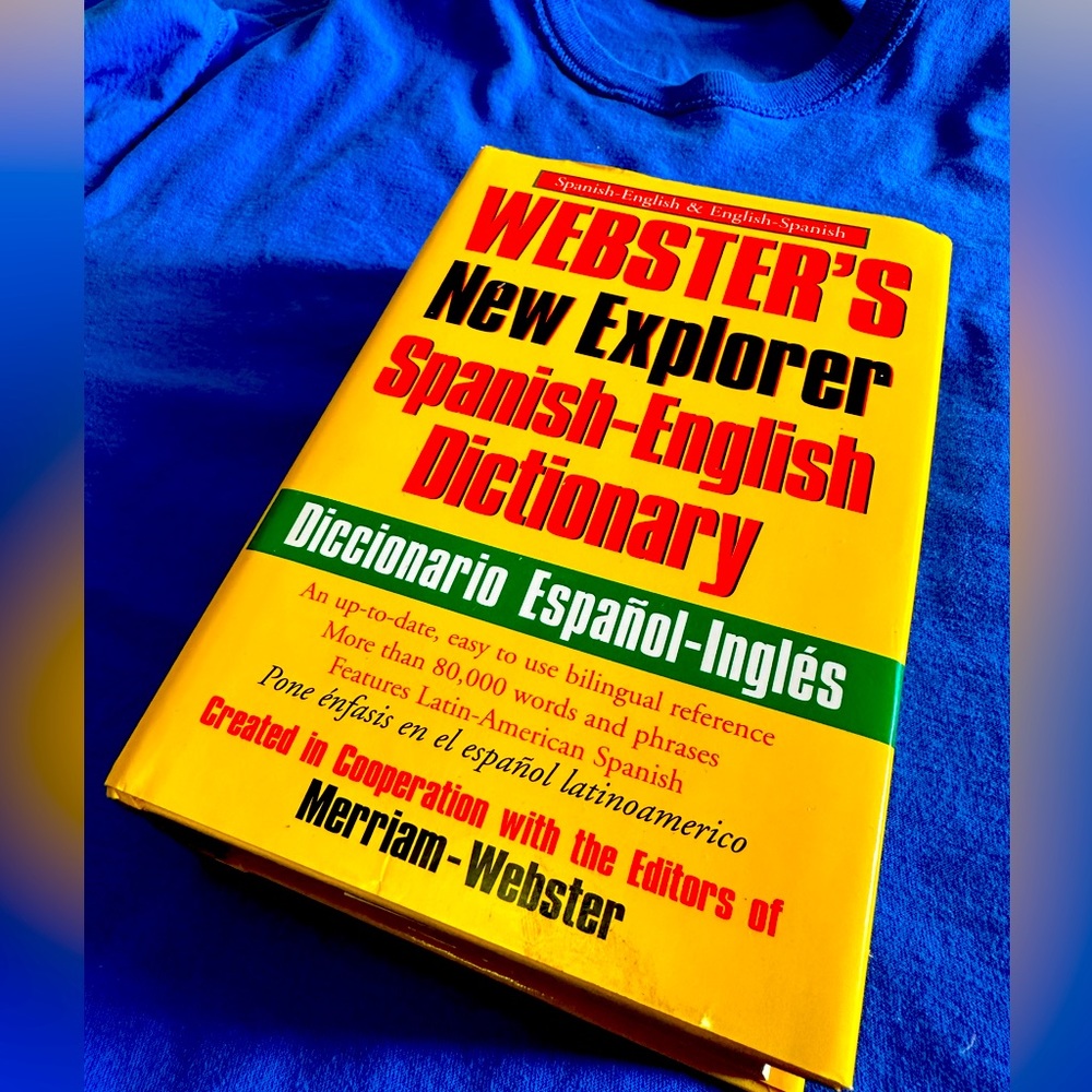 Websters New explorer Spanish to English Dictionary